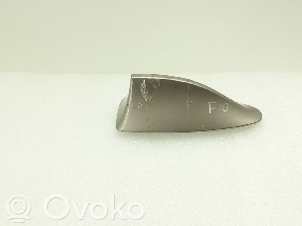 BMW 5 F10 F11 Osłona anteny dachowej GPS 