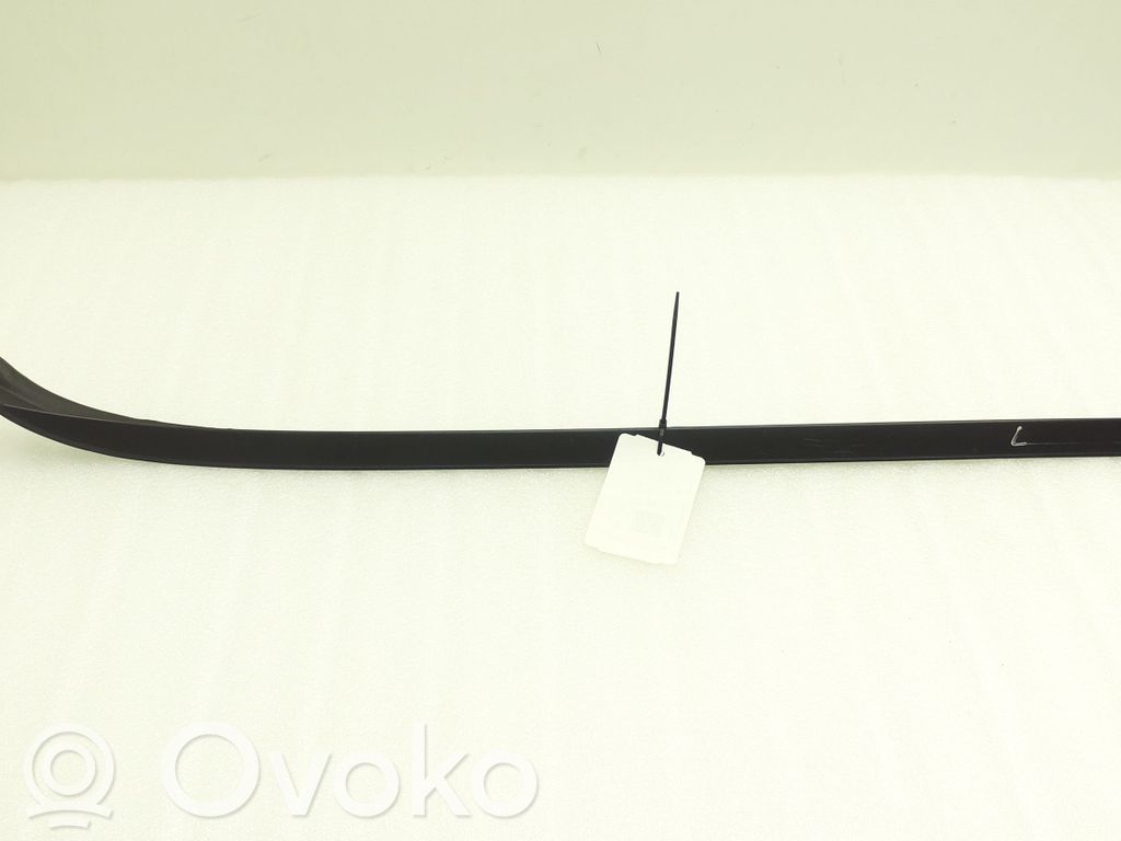 BMW 3 E90 E91 Windshield trim 