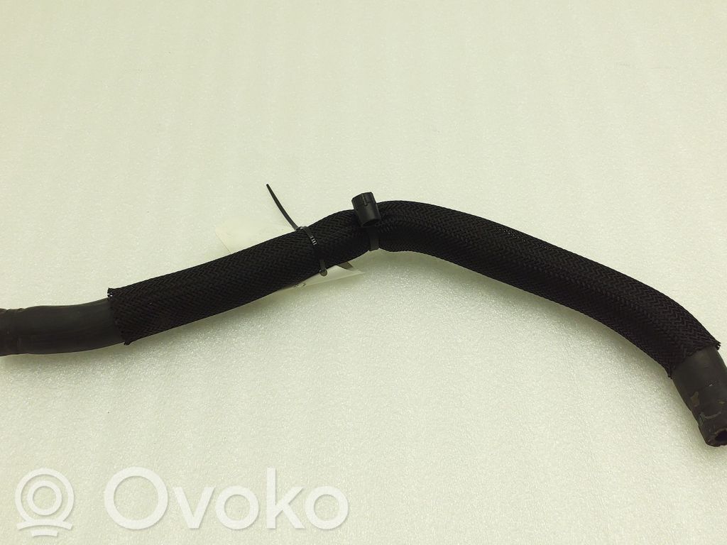 Jeep Grand Cherokee Engine coolant pipe/hose 