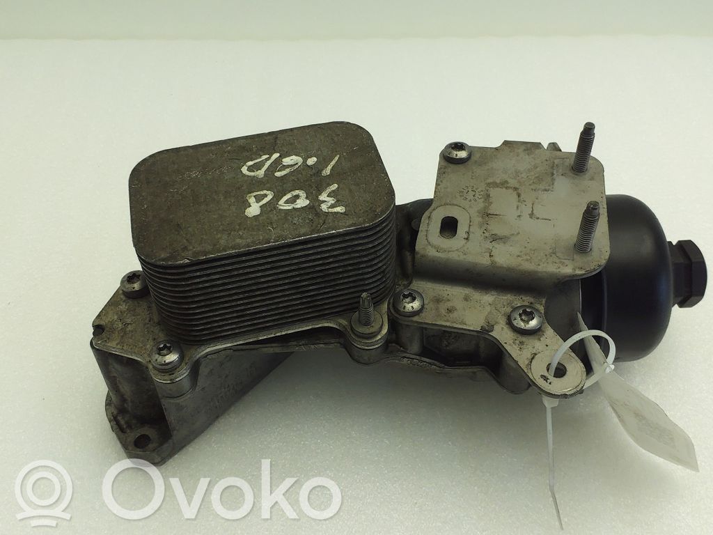 Peugeot 308 Oil filter mounting bracket 