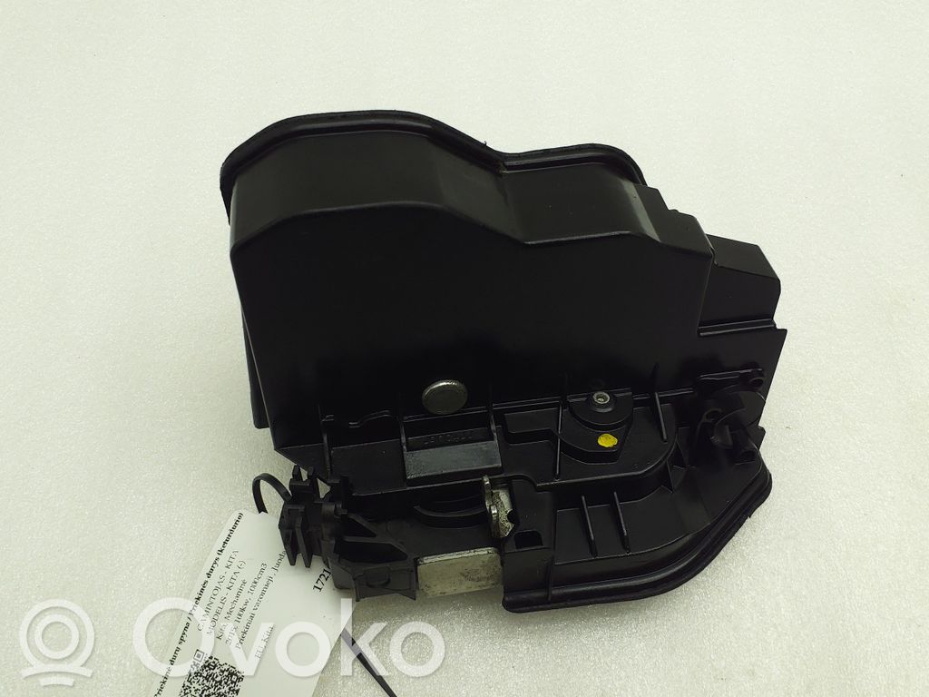 BMW 1 E81 E87 Front door lock 