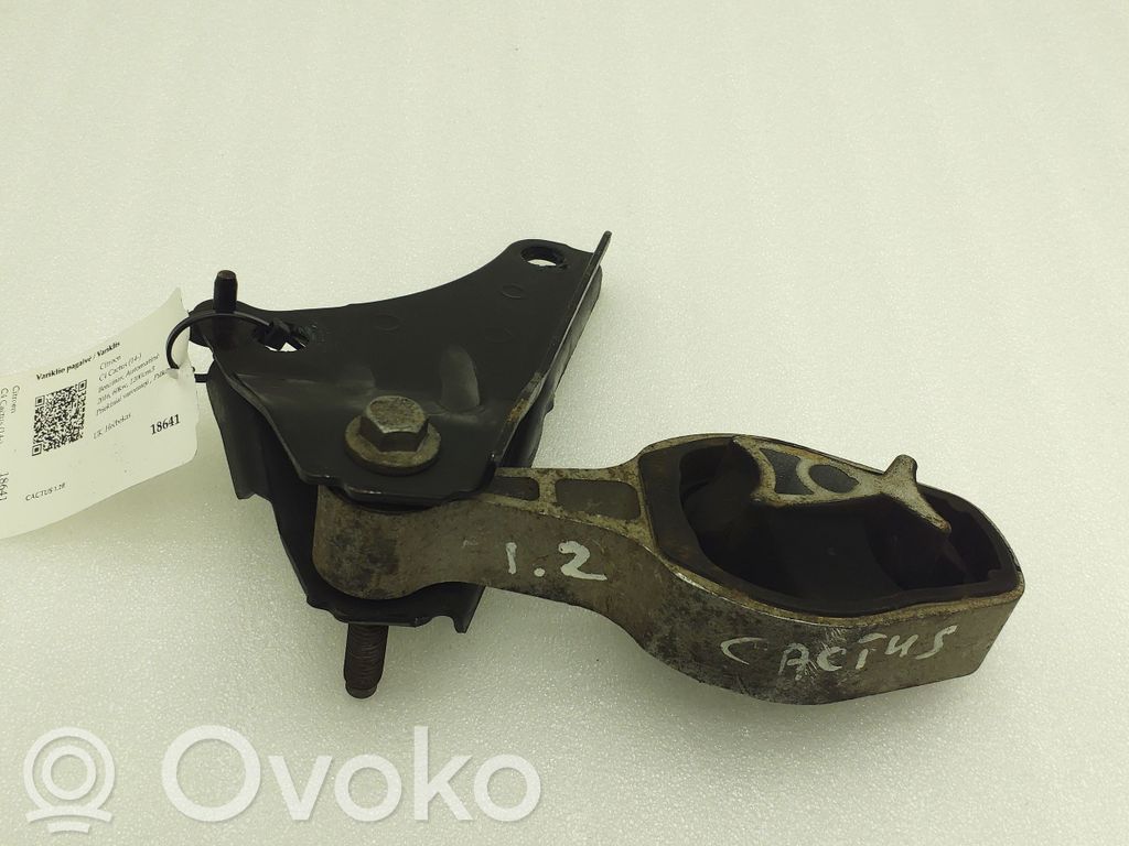 Citroen C4 Cactus Engine mount bracket 
