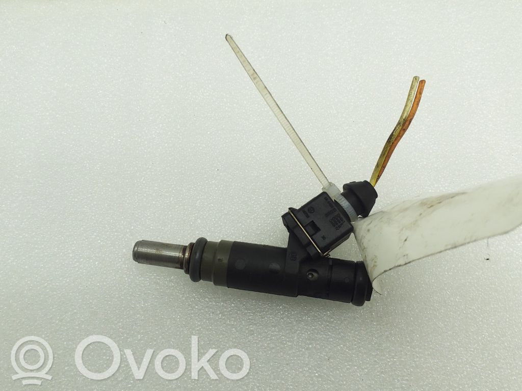 BMW Z4 E85 E86 Fuel injector 