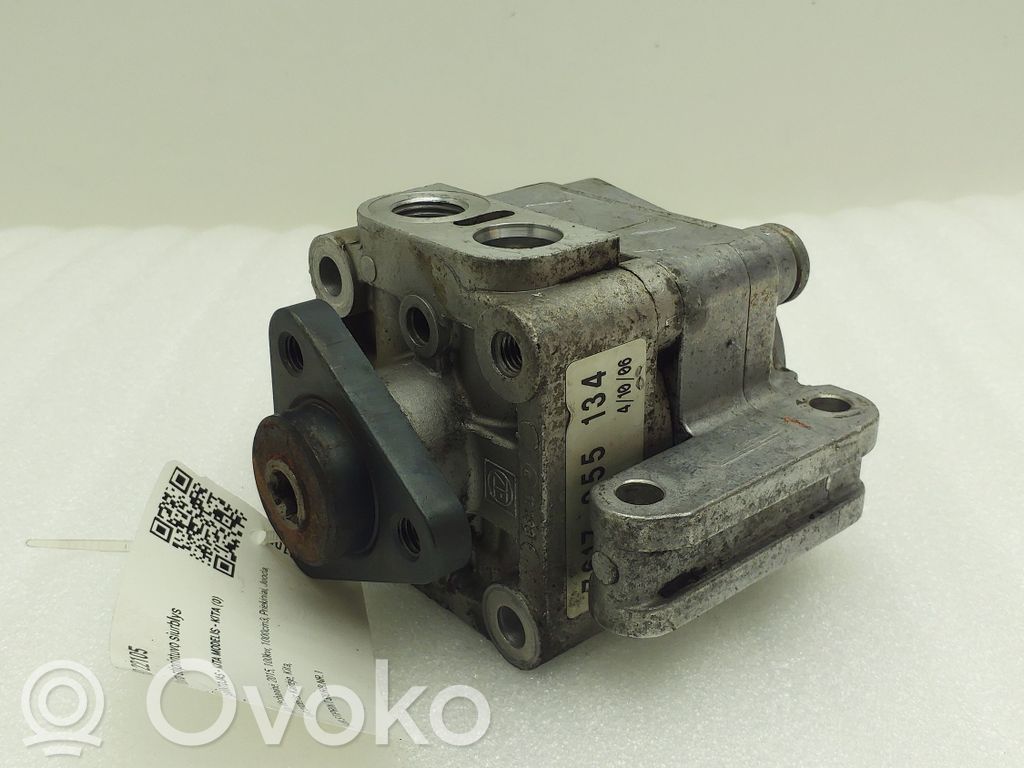 BMW 3 E90 E91 Power steering pump 