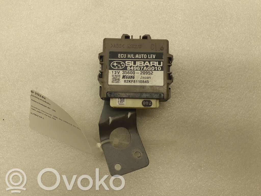 Subaru Outback Light module LCM 