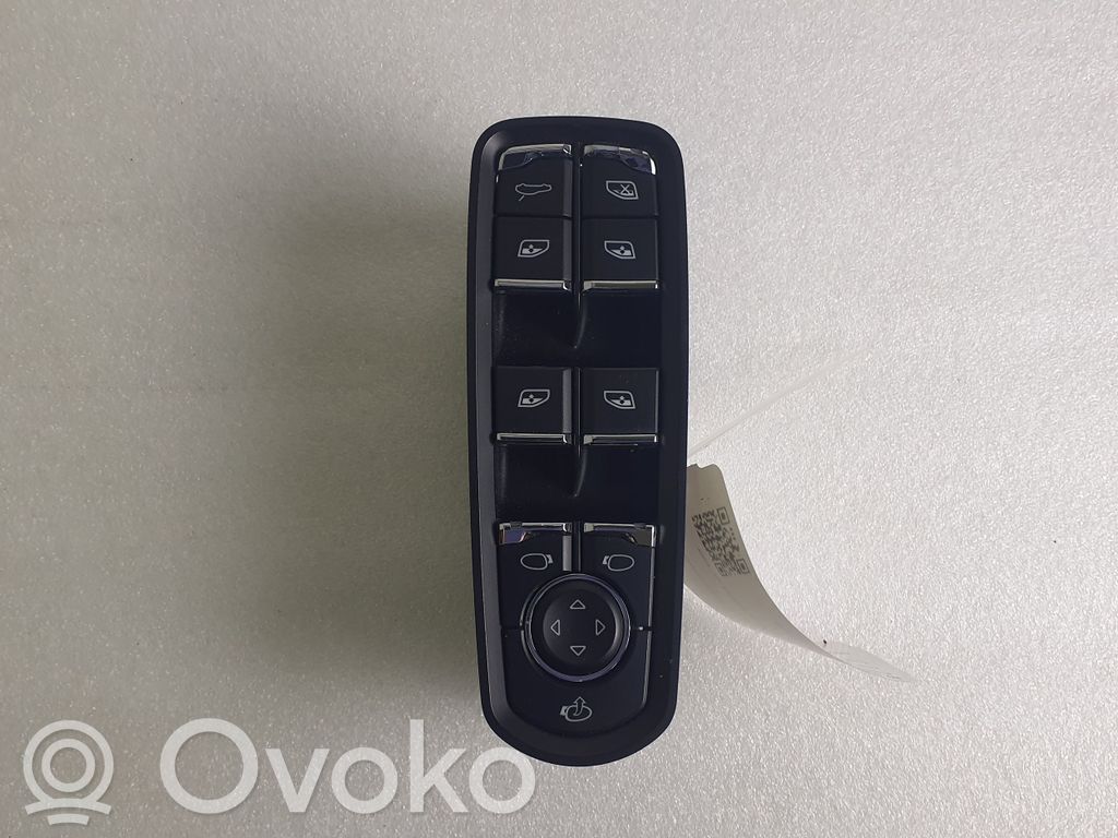Porsche Macan (95B) Electric window control switch 