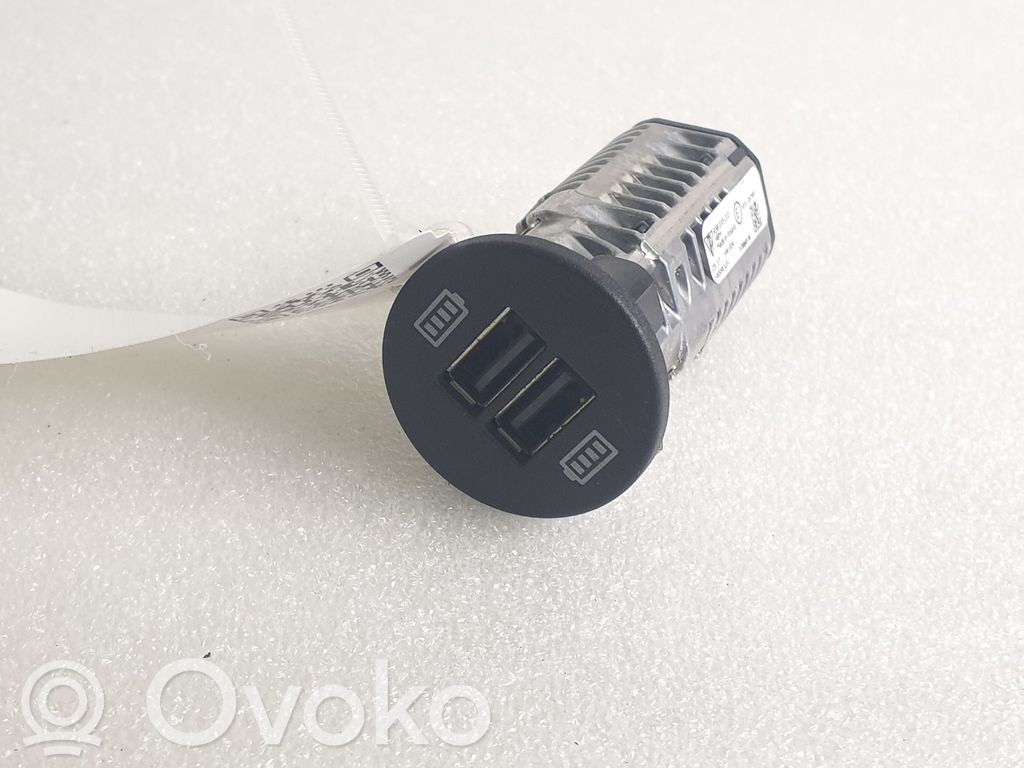 Enchufe conector USB   95B035222