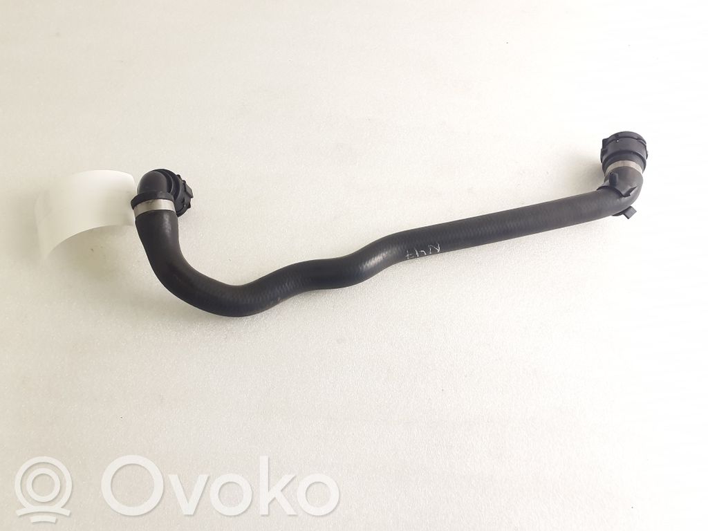 BMW 3 E90 E91 Tuyau de liquide de refroidissement moteur 