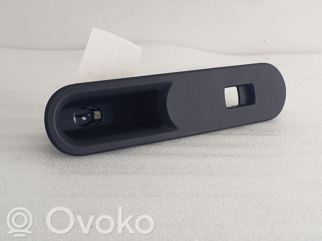 Mini Cooper Countryman F60 Front door window switch trim 