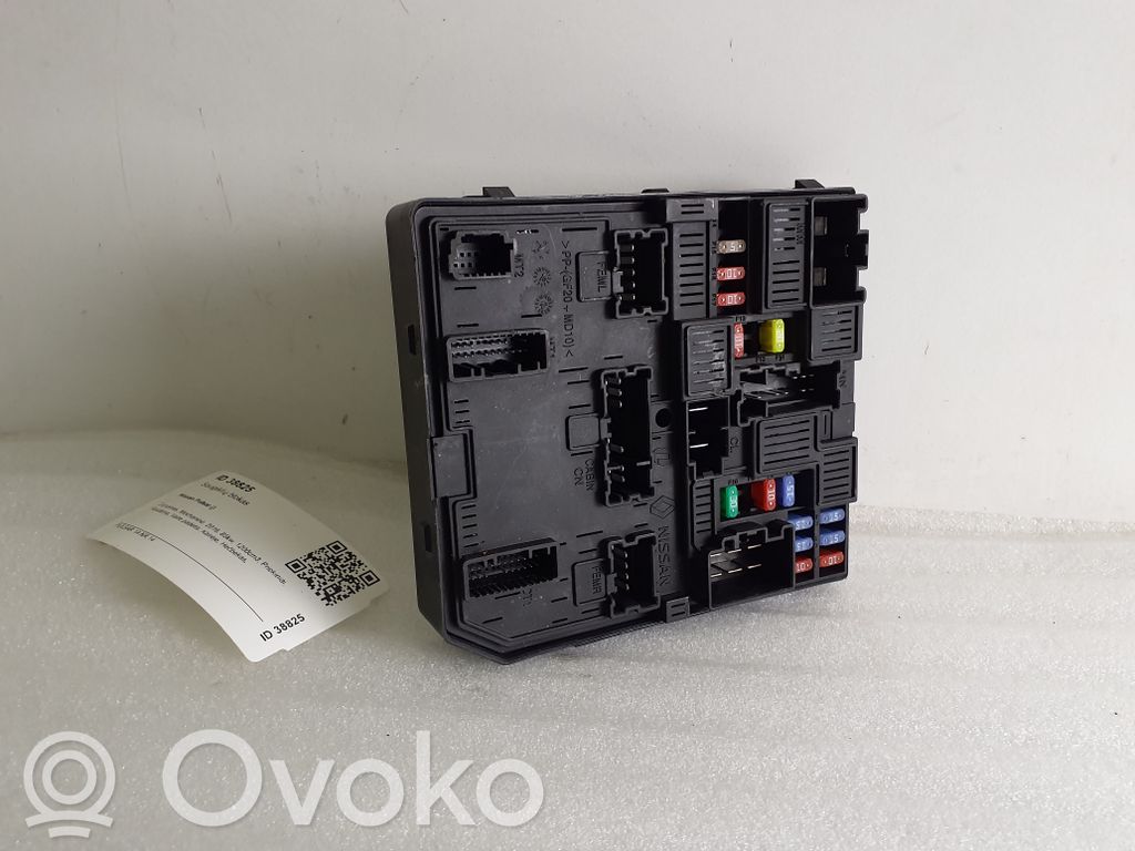 Nissan Pulsar Fuse module 