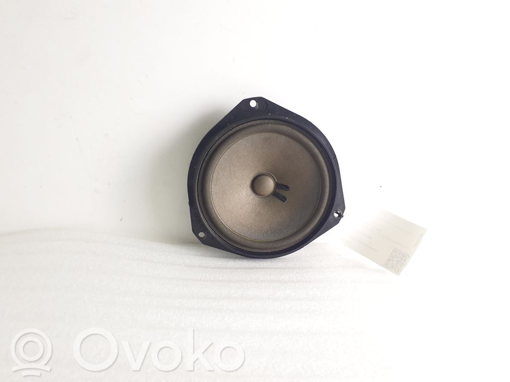 Alfa Romeo Giulietta Front door speaker 