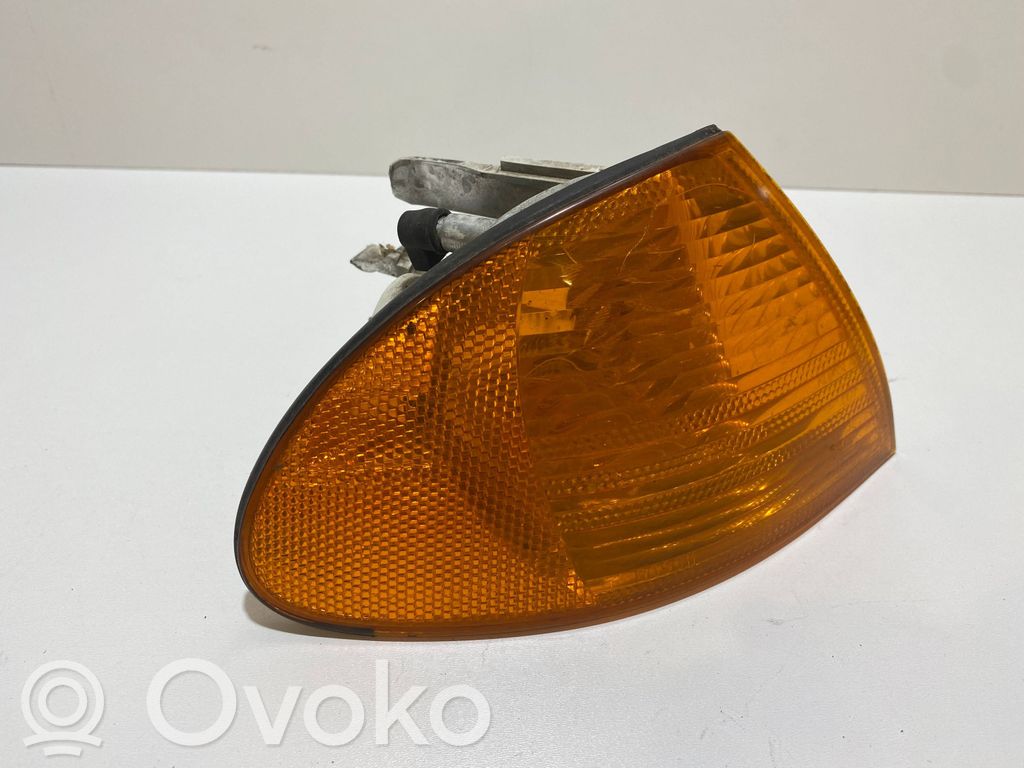 BMW 3 E46 Front indicator light 