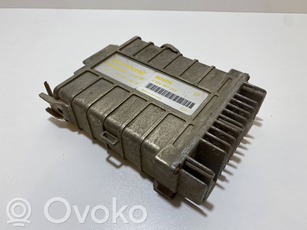 Volkswagen Golf II Engine control unit/module 