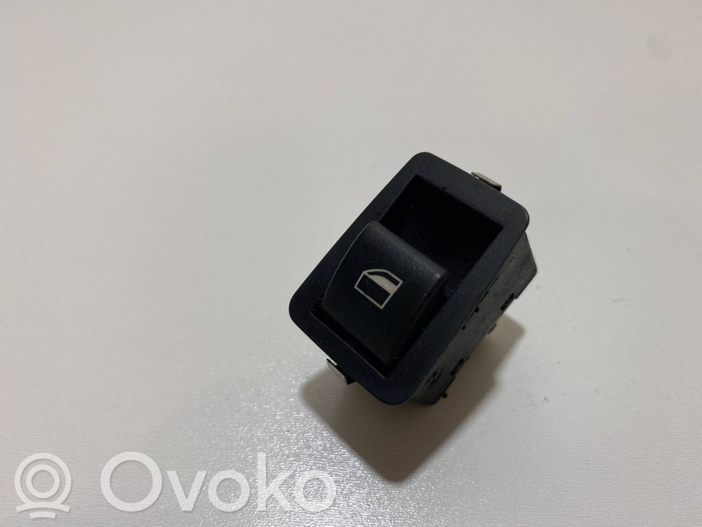 Electric window control switch   6902174