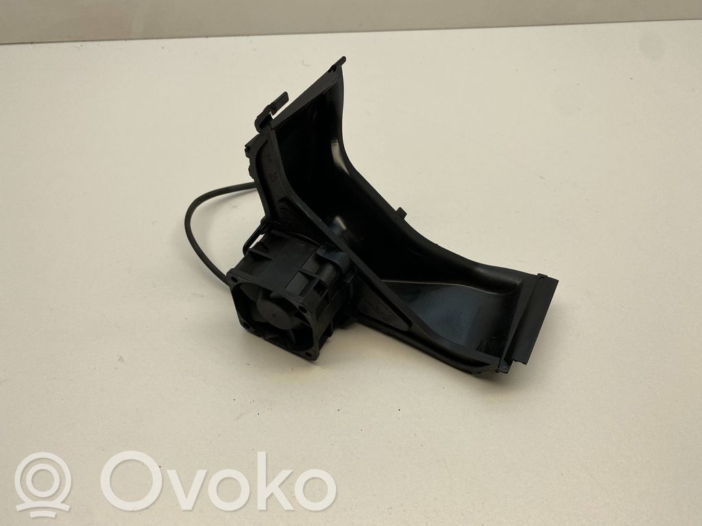 BMW X5 E70 Engine control unit/module fan 