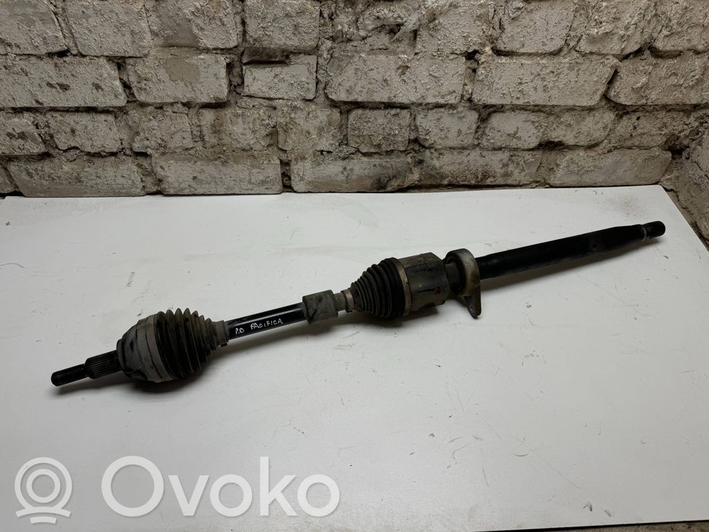 Antriebswelle vorne   05106254AB