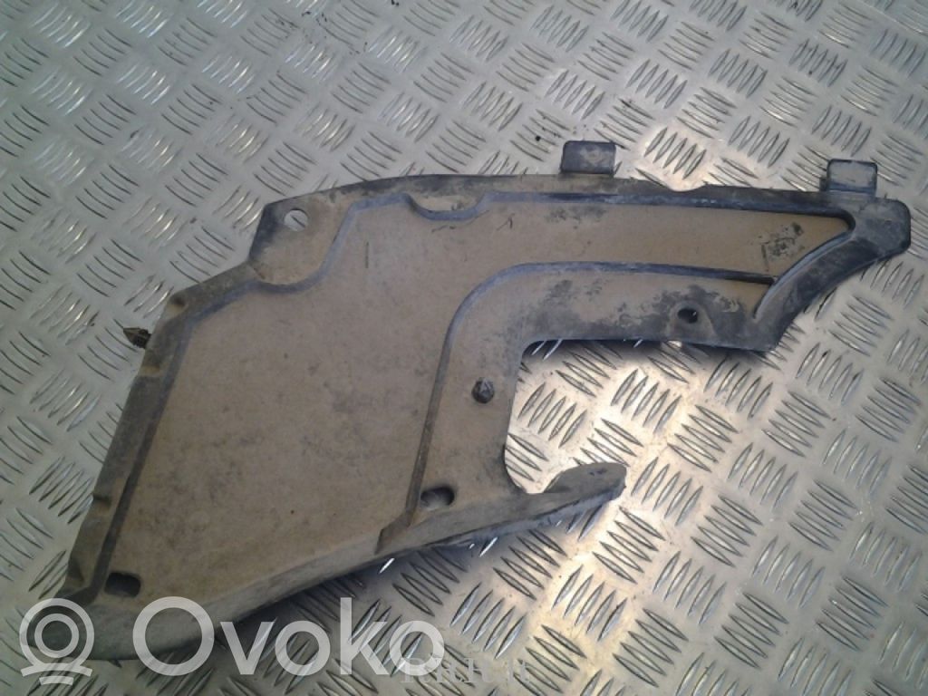 Engine splash shield/under tray   8200114759