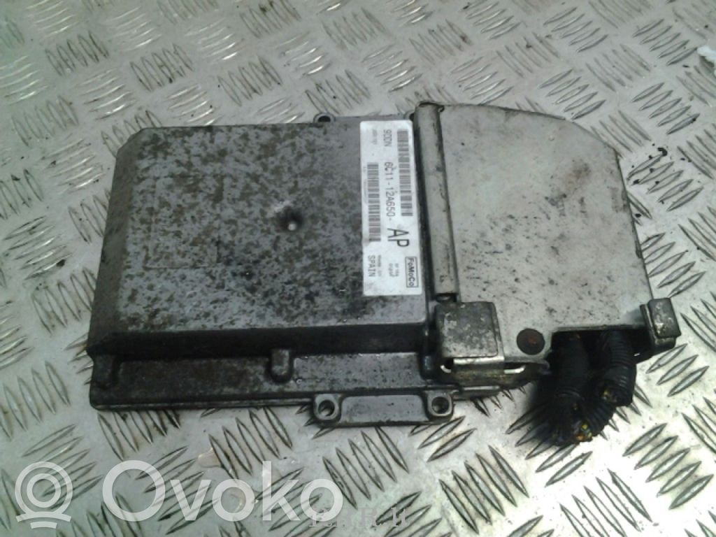 Unidad de control/módulo del motor   6C1112A650AP