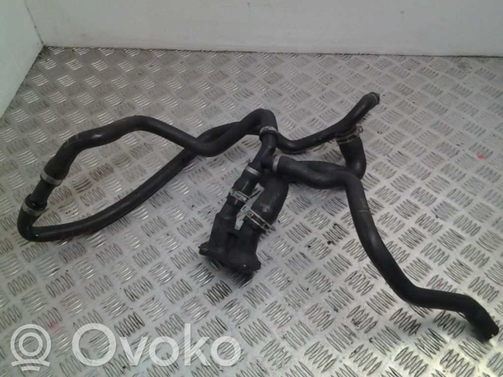 Ford Focus Conductă/furtun lichid de răcire motor 