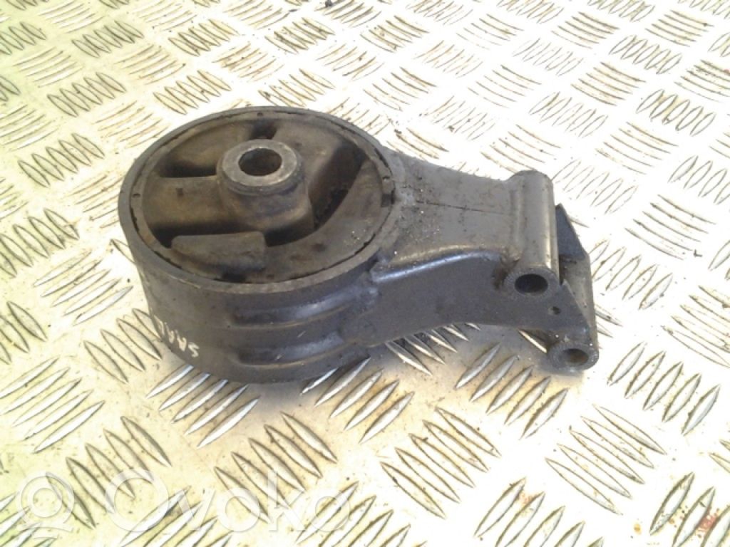 Engine mount bracket