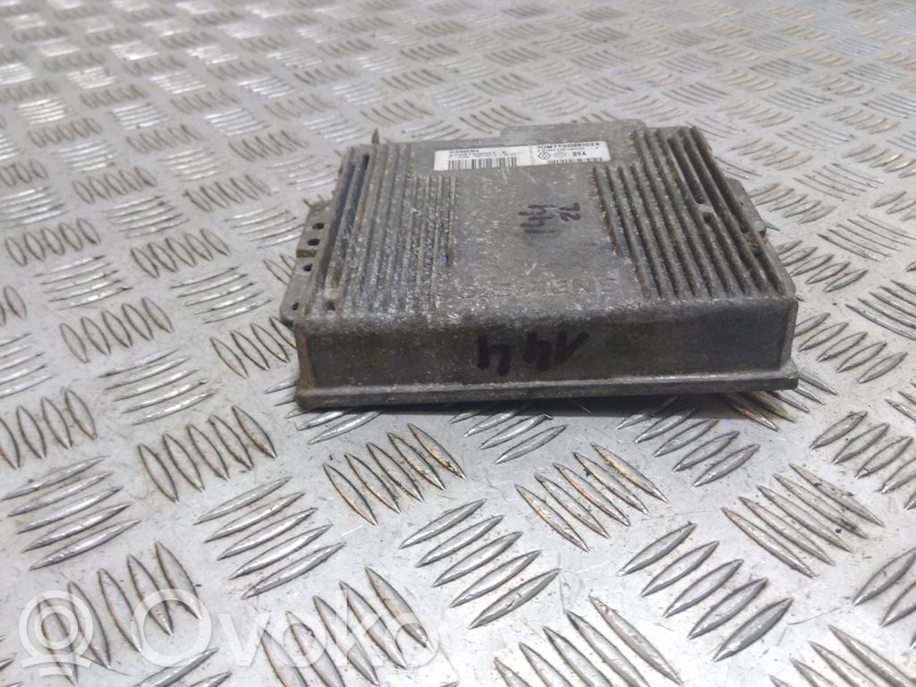 Renault Megane II Engine control unit/module 