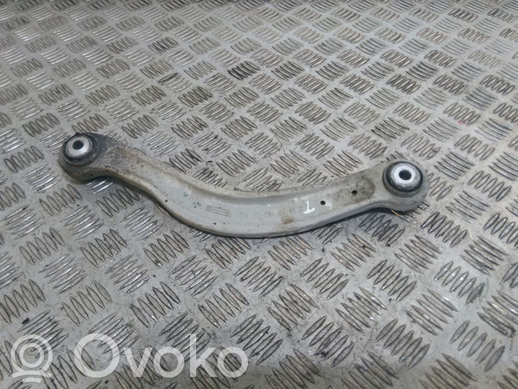 Mercedes-Benz C W204 Górny wahacz tylny 