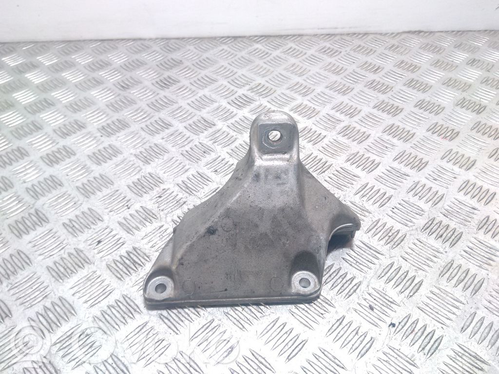 BMW 3 F30 F35 F31 Łapa / Mocowanie silnika 