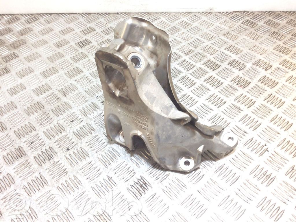 BMW X6 F16 Engine mounting bracket 