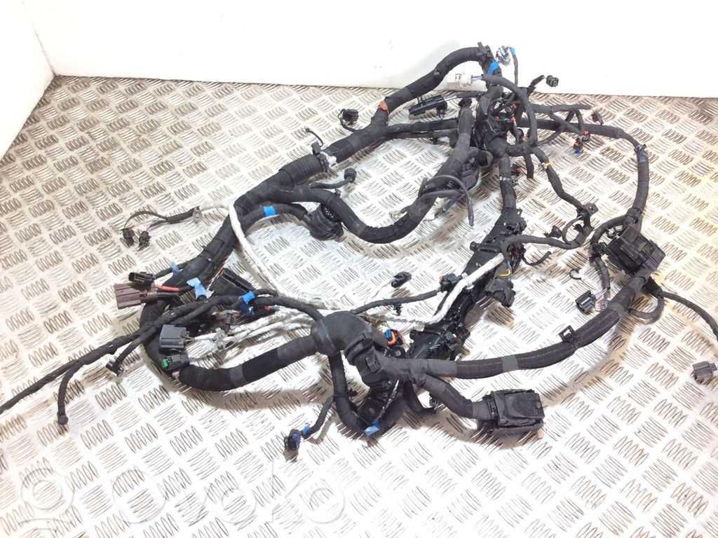 Land Rover Discovery Sport Engine installation wiring loom 