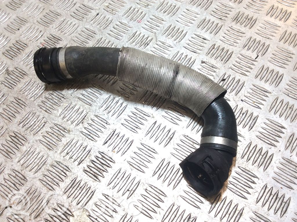BMW 1 E82 E88 Engine coolant pipe/hose 