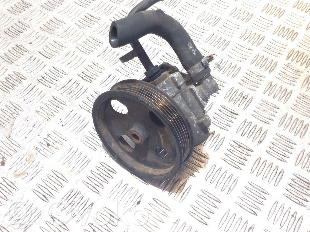 Opel Insignia A Power steering pump 