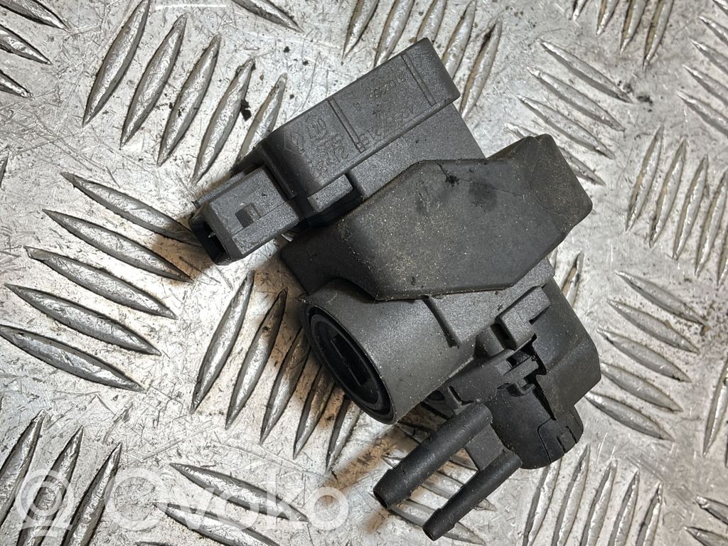 Zawór podciśnienia / Elektrozawór turbiny   149566215