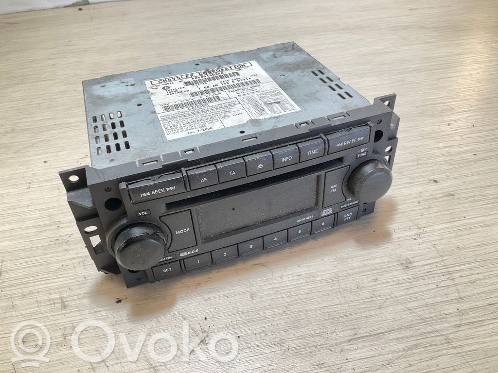 Dodge Caliber Panel / Radioodtwarzacz CD/DVD/GPS 