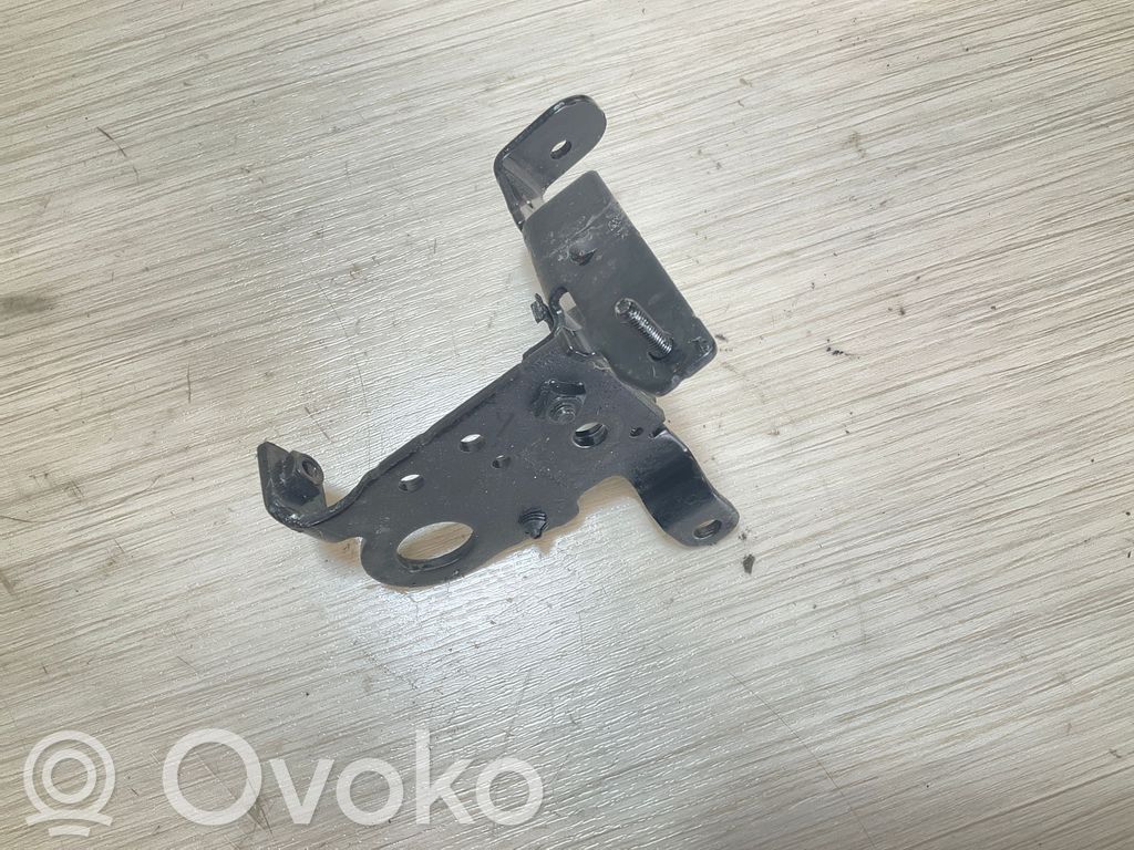 Volvo XC90 Other engine bay part 