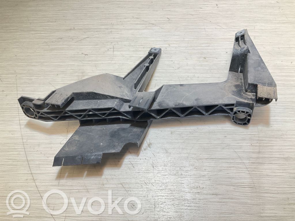 Headlight/headlamp mounting bracket   1301073