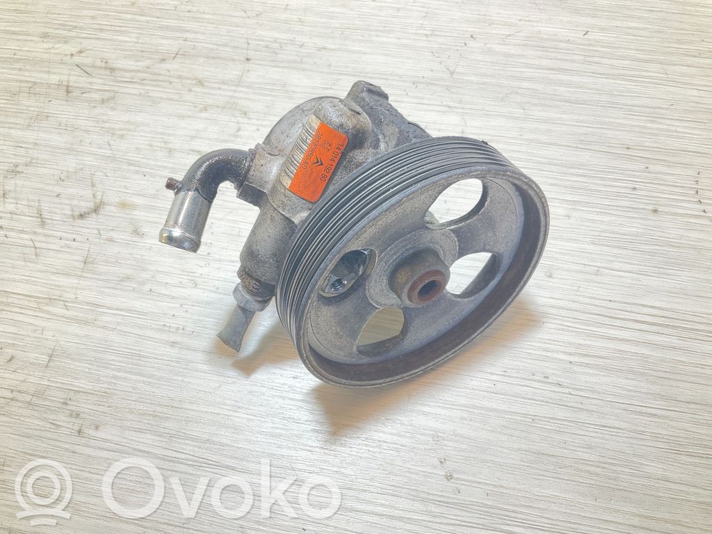 Peugeot Bipper Power steering pump 
