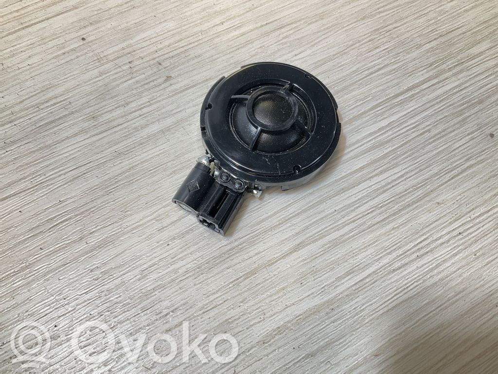 Audi Q3 8U Głośnik wysokotonowy drzwi przednich 