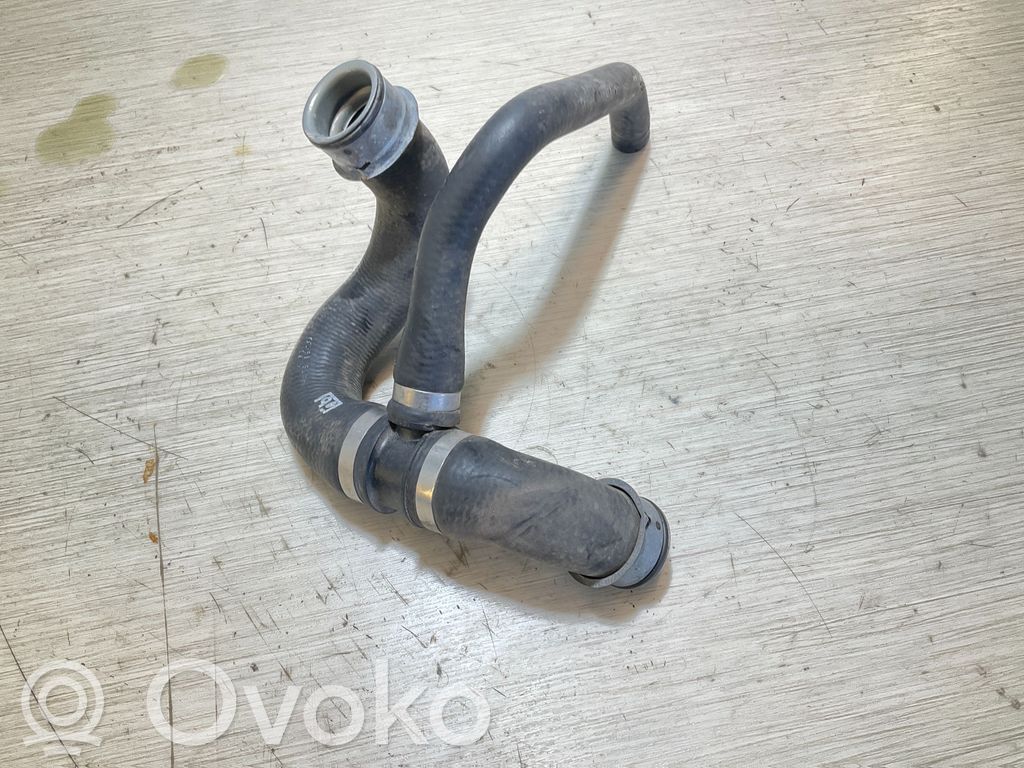 Mercedes-Benz Sprinter W906 Engine coolant pipe/hose 
