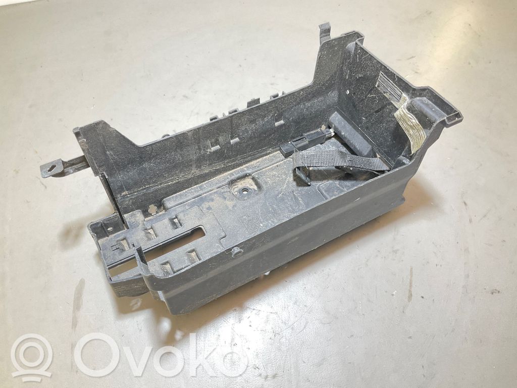 Opel Insignia A Akumuliatoriaus dėžė 