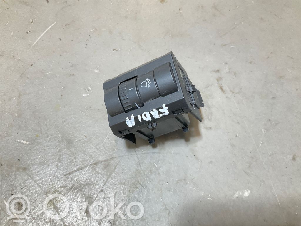 Skoda Fabia Mk3 (NJ) Interruptor de control de altura del faro delantero 