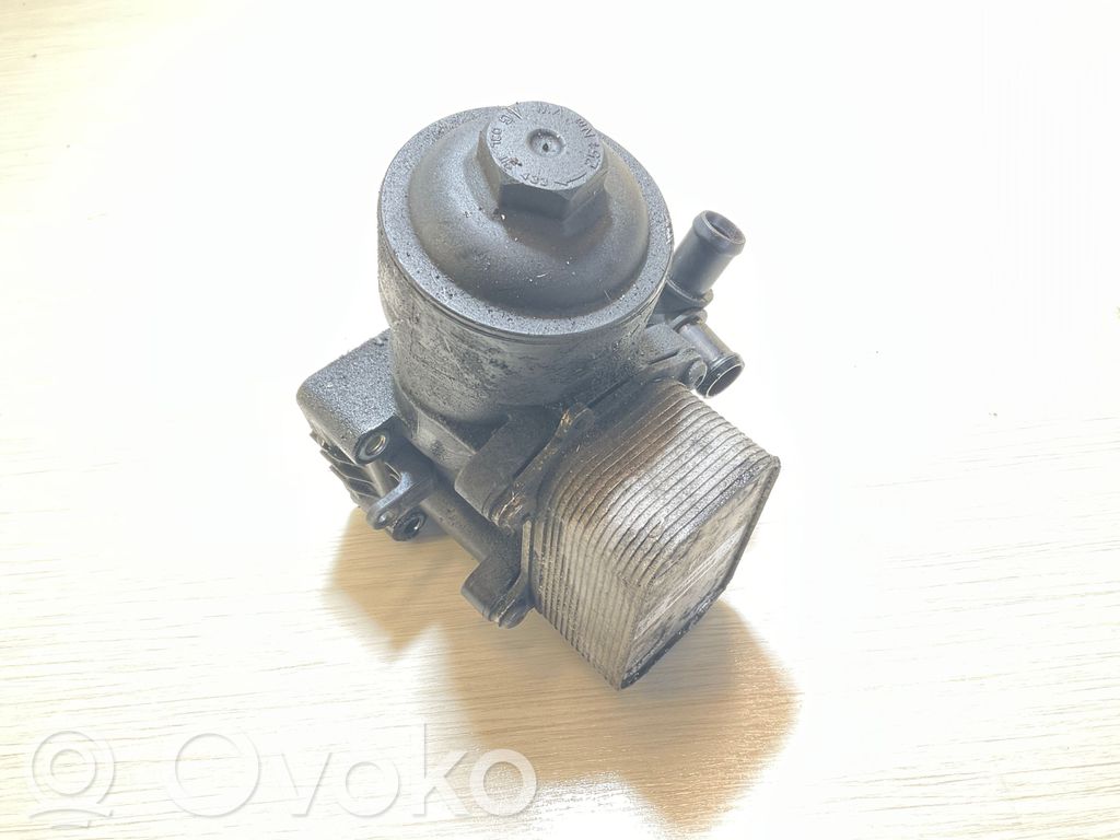 Audi Q3 8U Chłodnica oleju 
