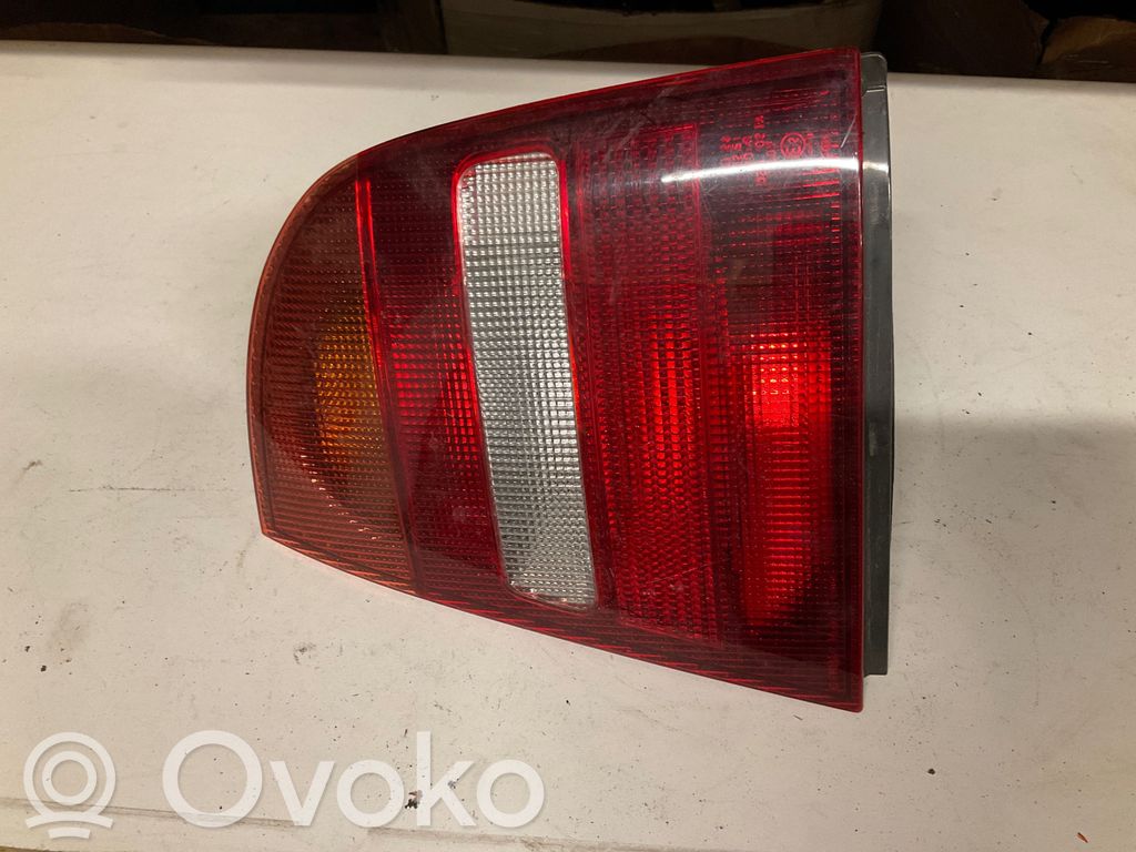 Skoda Octavia Mk1 (1U) Lampa tylna 