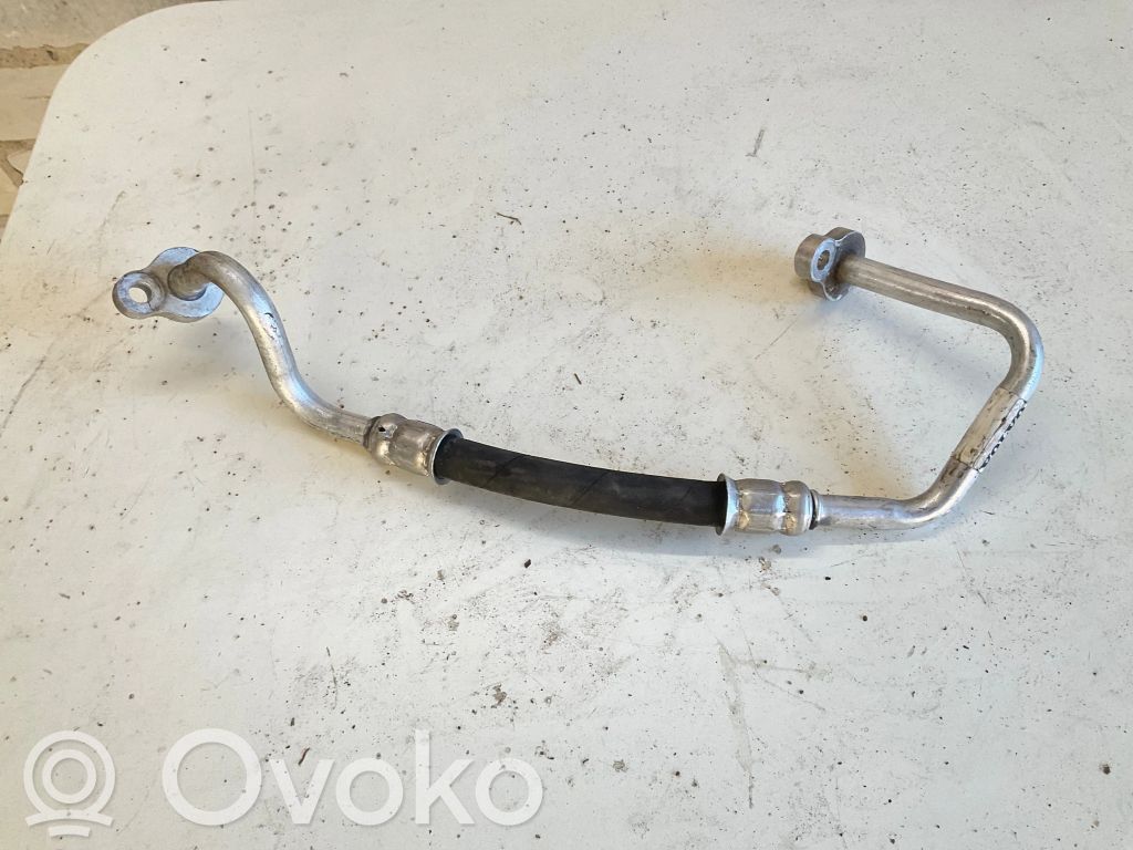 Volvo XC90 Air conditioning (A/C) pipe/hose 