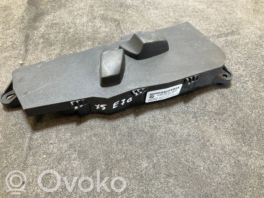 Seat control switch   6961857,53382100,8347774