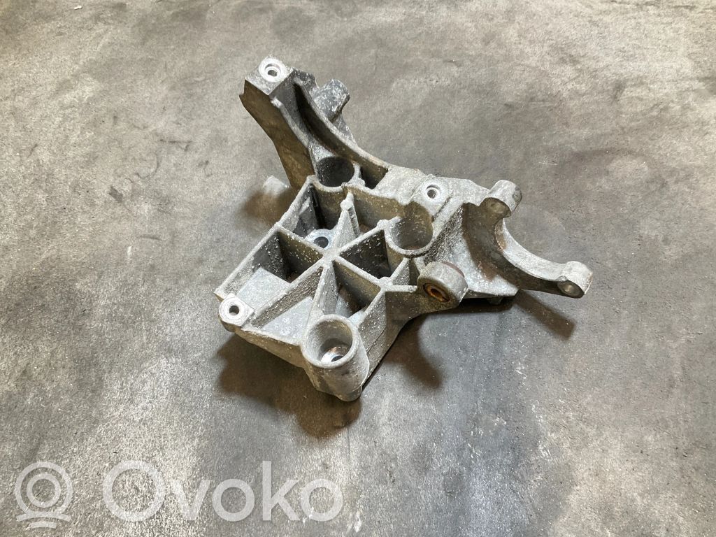 Power steering pump mounting bracket   059145169AC