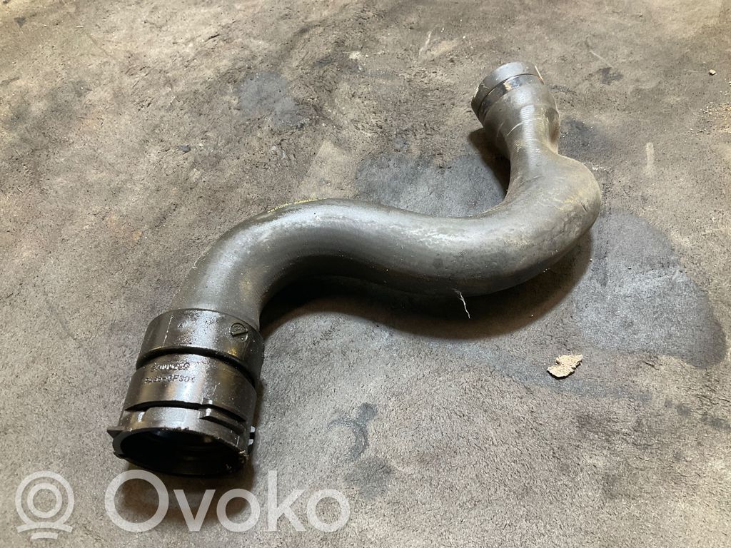 Volvo XC70 Engine coolant pipe/hose 