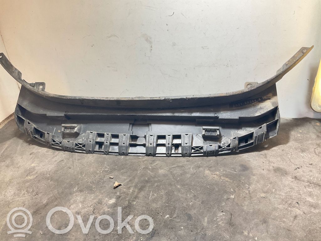 Ford Fiesta Placa protectora/plataforma del parachoques delantero 
