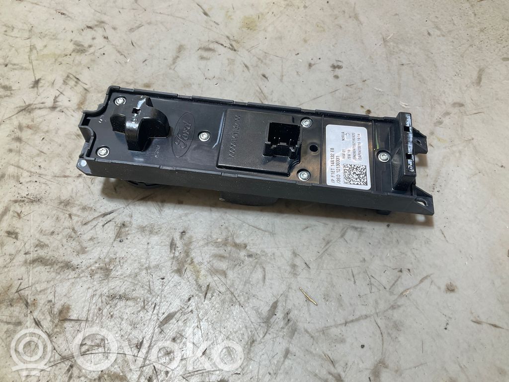 Ford Fiesta Electric window control switch 