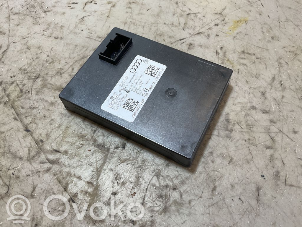 Audi Q7 4L Unitate/modul de control fără cheie (KESSY) 