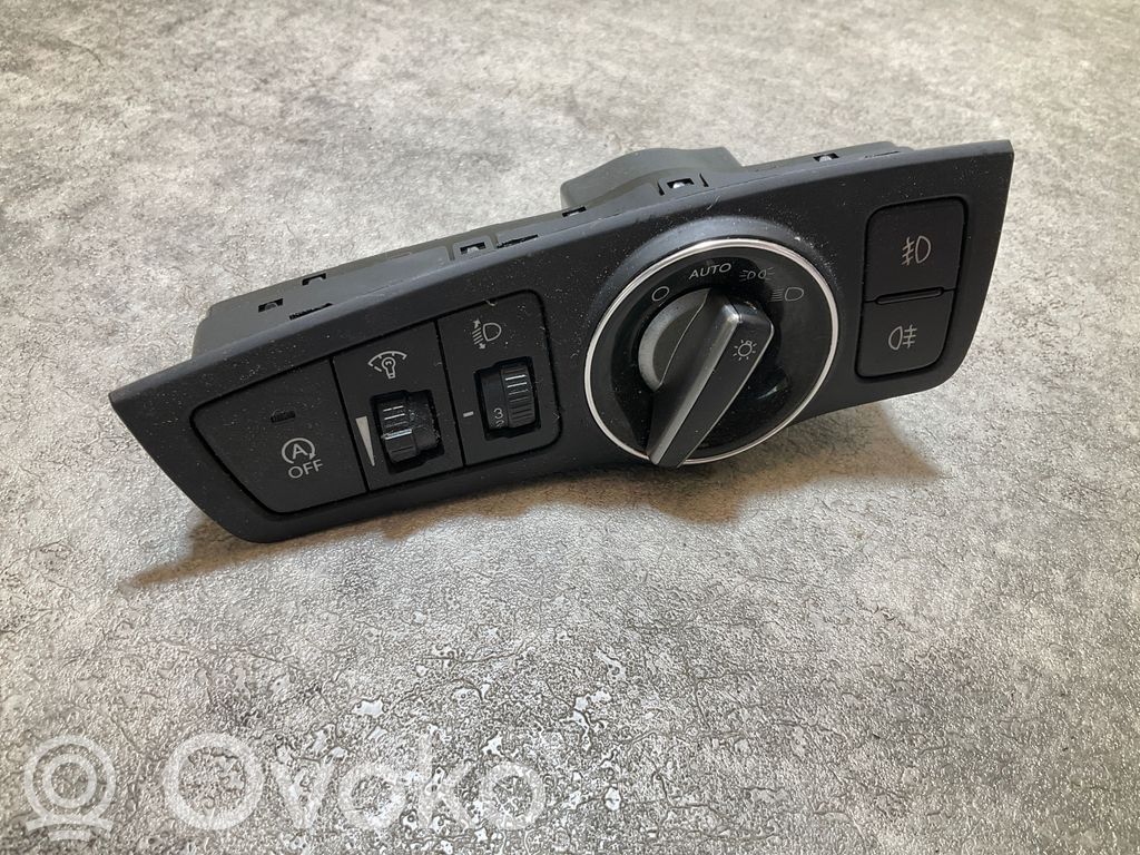 Hyundai i40 Light switch 